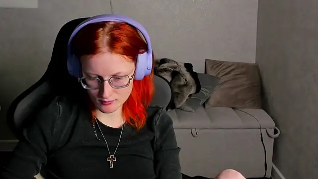 ElizabethHarpper: онлайн-секс-чат