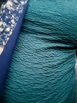 Queen_chayna: διαδικτυακό σόου στην κάμερα