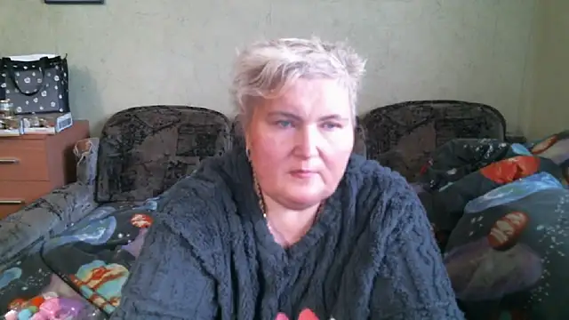 Lana555: онлайн-секс-чат