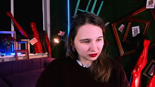 TessaMill Chat XXX live