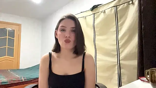 FoxieFlare Webcam Show