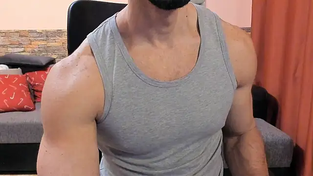 HotHunkTrainer – Live XXX-chat