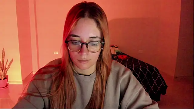 atenas_05_ élő XXX-chatje