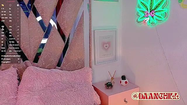 ScarlettRusso1 Webcam Show