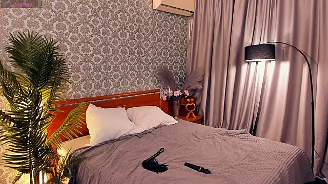 MikeDreese élő XXX-chatje