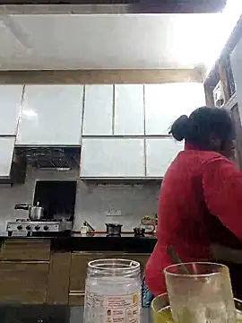 Hot-Sana2 élő XXX-chatje