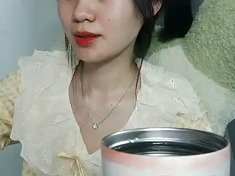 Chatroom XXX en direct de Nunaa18