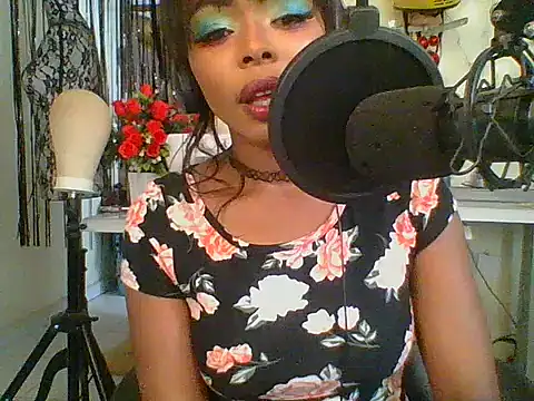 Anaconda2350 élő XXX-chatje