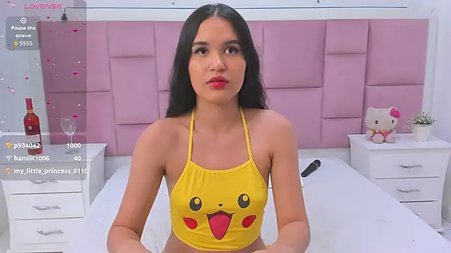 kaily_sweet1 Adlı Modelin Canlı XXX Sohbeti