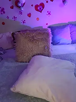 BellaBellaHotのライブXXXチャット