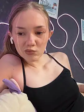 MilaMoone Obrolan Langsung XXX