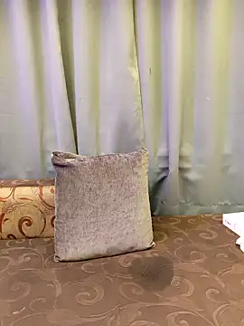 Poly_bhabi: вебкам-шоу