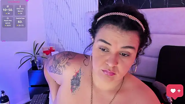 Chat XXX en directo de Reginavegaa