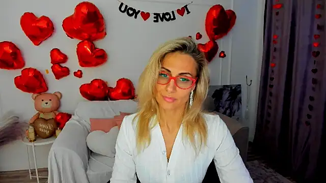 MuseOfStage Adlı Modelin Canlı XXX Sohbeti