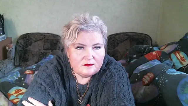 Lana555 现场XXX聊天