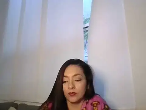 Онлайн чат XXX HoneyAngel2020