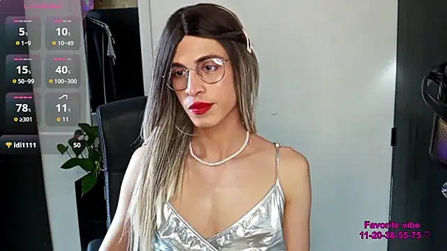 Andy_Roses Live XXX-Chat