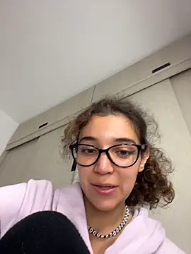 Chat XXX en directo de uniquerossie