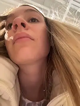 Chat XXX en directo de SashaCatt