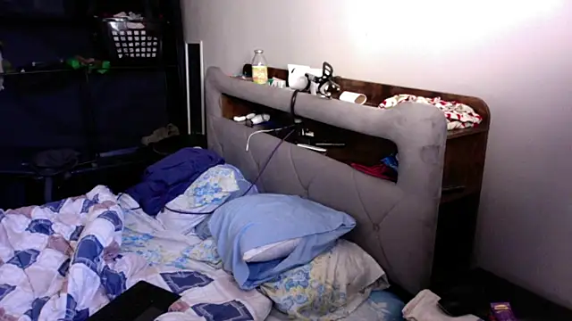 Chat +18 de Ricanmrmarcus ao vivo