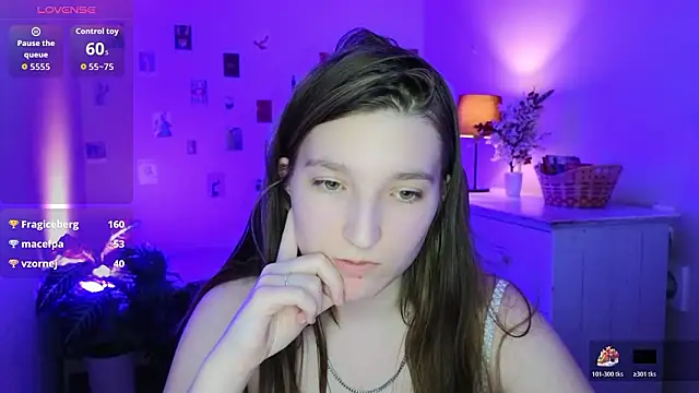 Chat XXX en directo de Mia_Myles