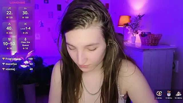 Mia_Myles: онлайн-секс-чат