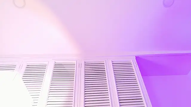 EmmaaCastro élő XXX-chatje