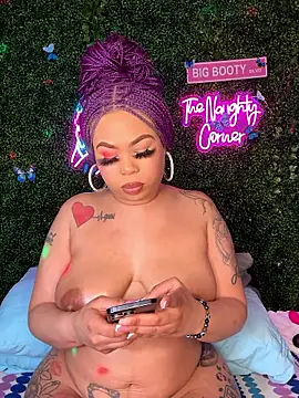 RenaThickAss webkamerás műsora