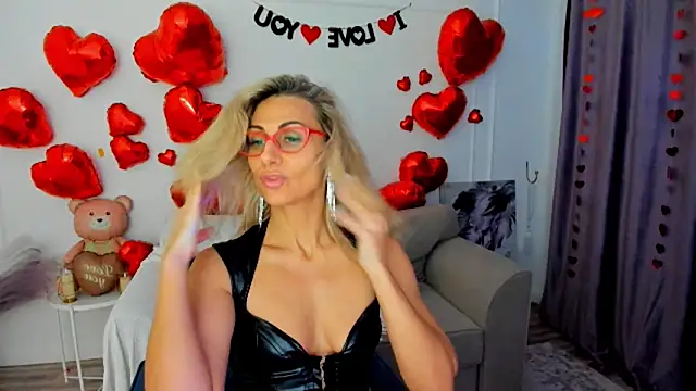 MuseOfStage live XXX chat