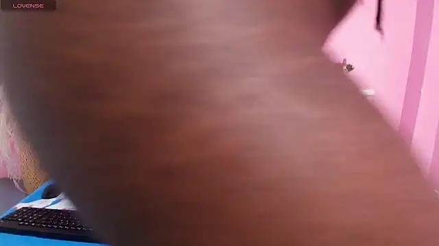 Show modela madison_foxy na web-kameri