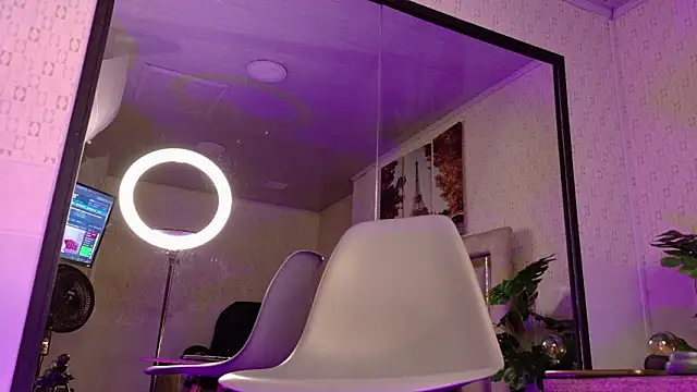 4L3JX: вебкам-шоу