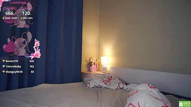 LoraDavi live XXX chat