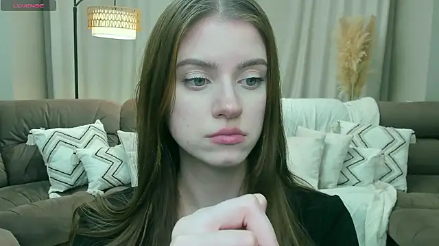 Erica_Kiss: онлайн-секс-чат