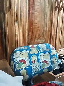 Chatroom XXX en direct de Myna_999