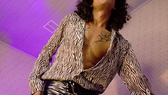 4L3JX: онлайн-секс-чат