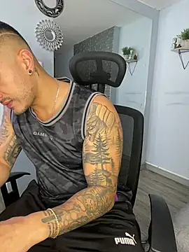 Chat XXX en directo de ALEXXX_KING