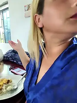 hotandfierylatinos2023のライブXXXチャット