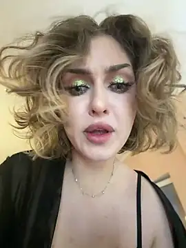 KellyKeler Adlı Modelin Canlı XXX Sohbeti