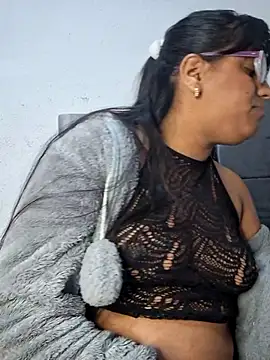 ZaidaWet Adlı Modelin Canlı XXX Sohbeti