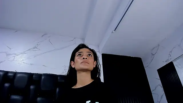 AuroraBon Live XXX Chat