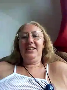 MILEIDE980: απευθείας συνομιλία ΧΧΧ