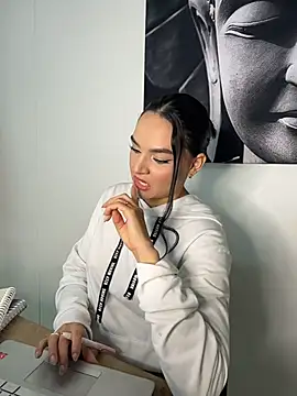 OsirisMetatronAura's Live XXX Chat