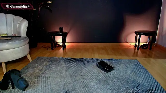 Chat +18 de MyMayte ao vivo