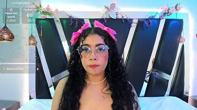 antonelllepiercee Obrolan Langsung XXX