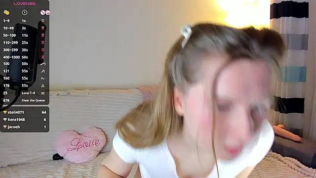 Chat +18 de marilynmooree ao vivo