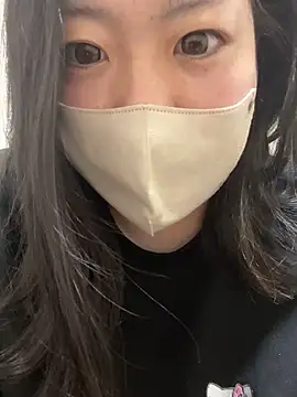 XXX chat uživo modela ichigomilk11