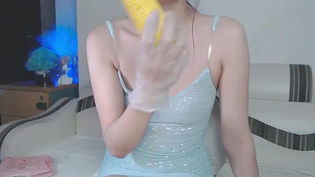 SuziiLove 网络视讯表演