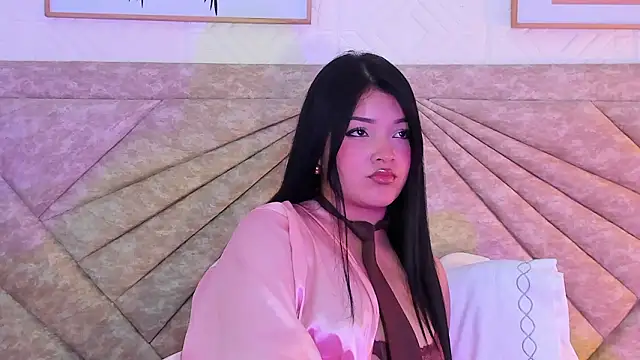 EmmaBlossom 现场XXX聊天