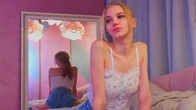 Chat +18 de 4example_Chloe ao vivo