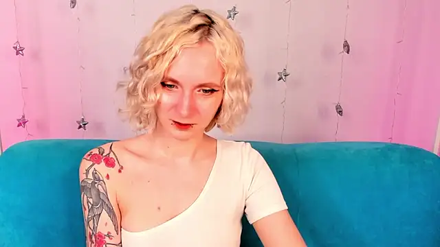 LikiLips' Live XXX Chat